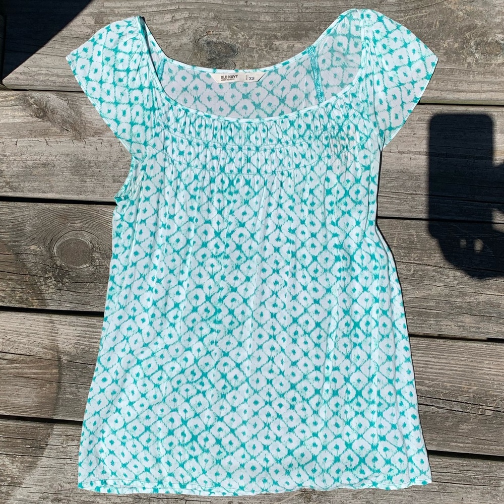 old navy tank top